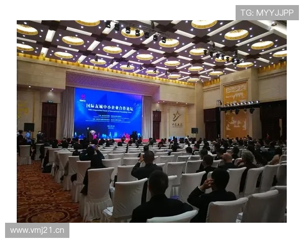 刘建业感叹龙兴球场优越环境